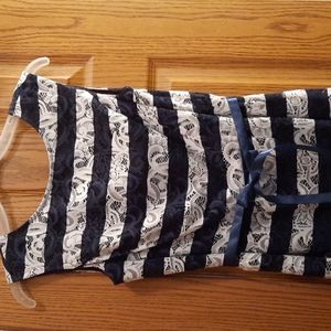 Ladies Alex Marie Sleeveless dress with back zip and belt, size 4